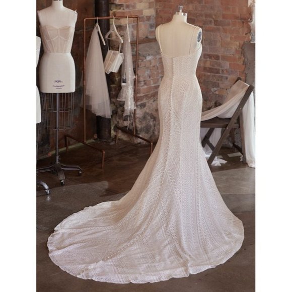 Maggie Sottero Dover Wedding Gown Size 14 NEW - Picture 6 of 11